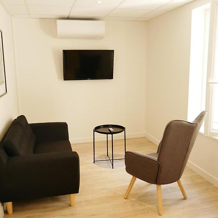 Appartement Avec Chambre - Entree Spa Incluse Bourbon-Lancy Buitenkant foto