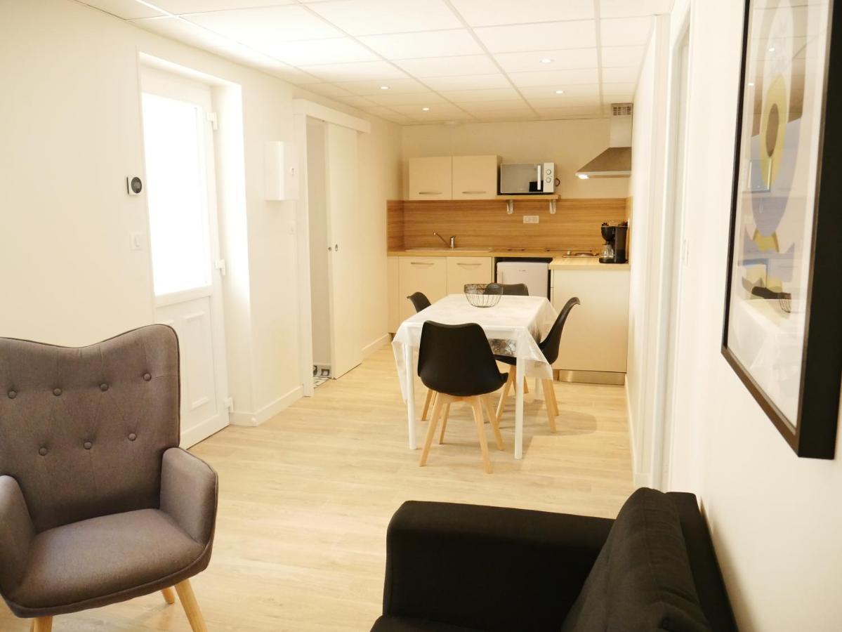 Appartement Avec Chambre - Entree Spa Incluse Bourbon-Lancy Buitenkant foto